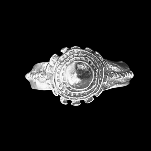 Pleasure Palace Ring / Gold Plated