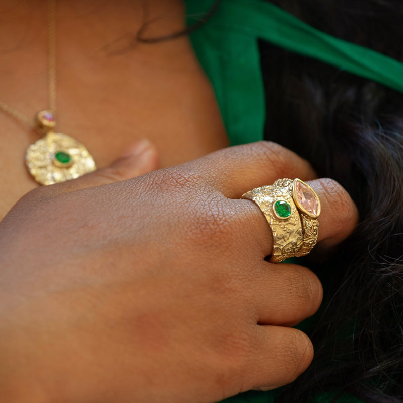 Cosmos Ring SAMPLE // LAB MADE EMERALD // SIZE R