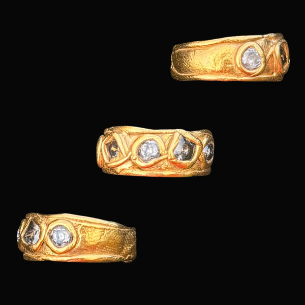 Pinky Ring Band ✨🤍