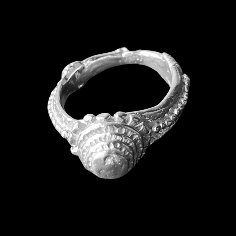 Pleasure Palace Ring / Gold Plated
